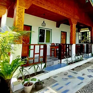 Domos Native Mini-hôtel